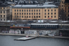 200